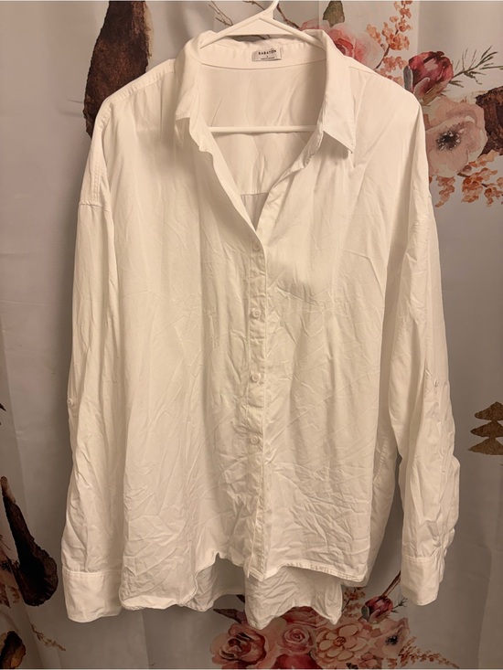 Babaton Tops - Babaton White Long-Sleeve Button-Up Shirt